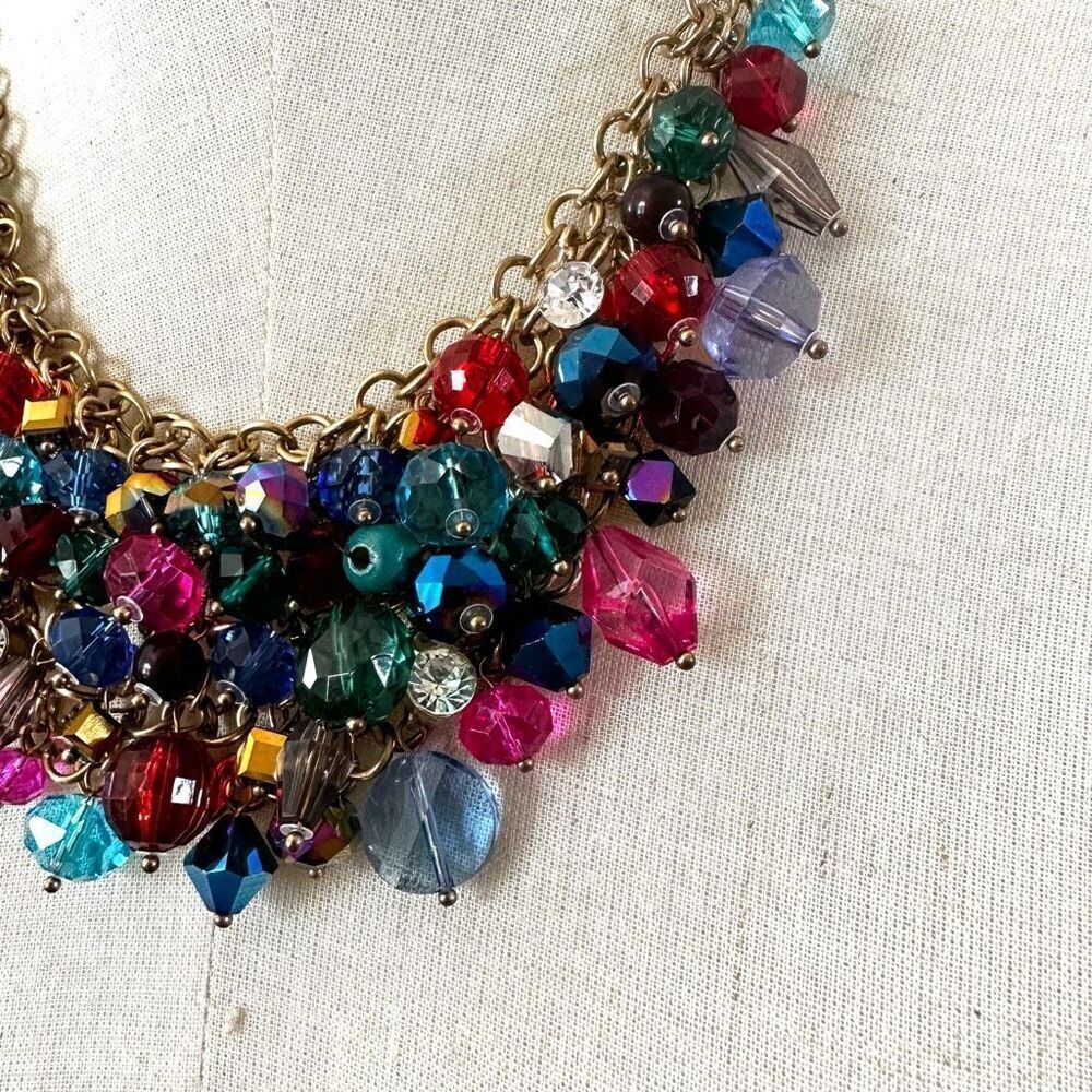 Colorful crystal statement necklace - Picture 3 of 10